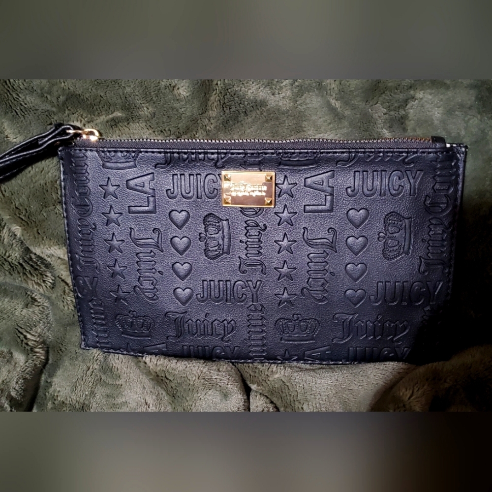 Juicy Couture wristlet wallet